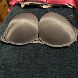 36d Victoria’s Secret very sexy push up  with ability to be racerback